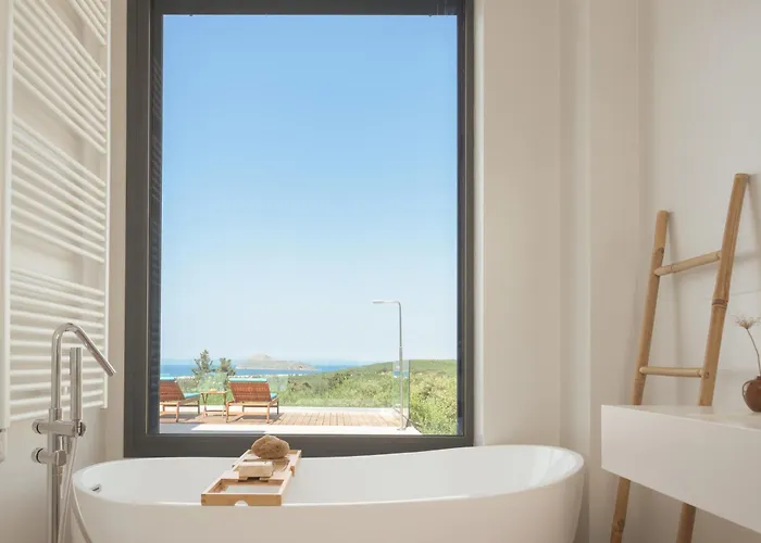 Blue Zone Villa, A Seaview Sanctuary With Pool, By Thinkvilla Ханья